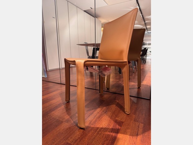 Cab 412 S1 di Cassina S.p.A.